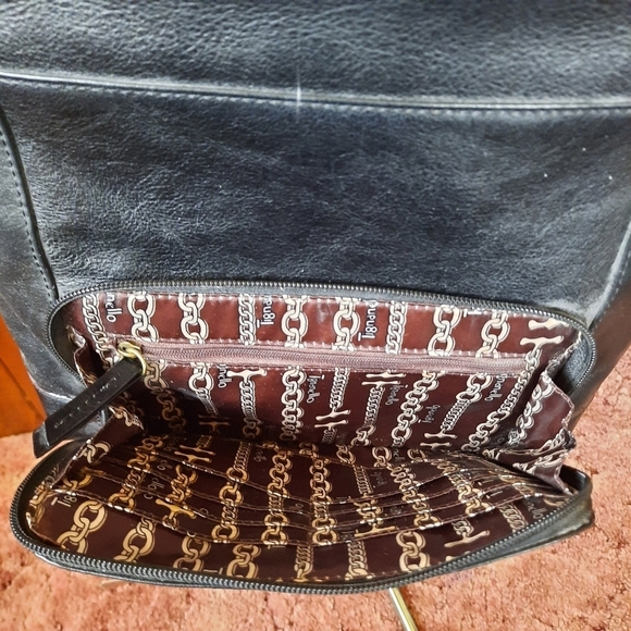 Tignanello black genuine leather flat pocket crossbody purse - Picture 14 of 14